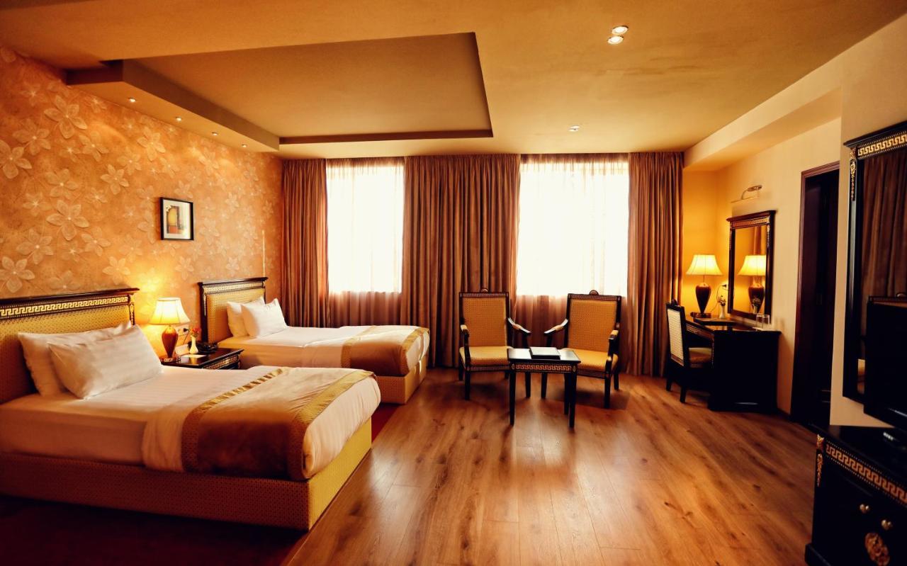 Grand Hotel Europa Шкодер Экстерьер фото